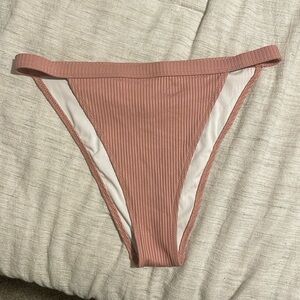 High cut bikini bottom